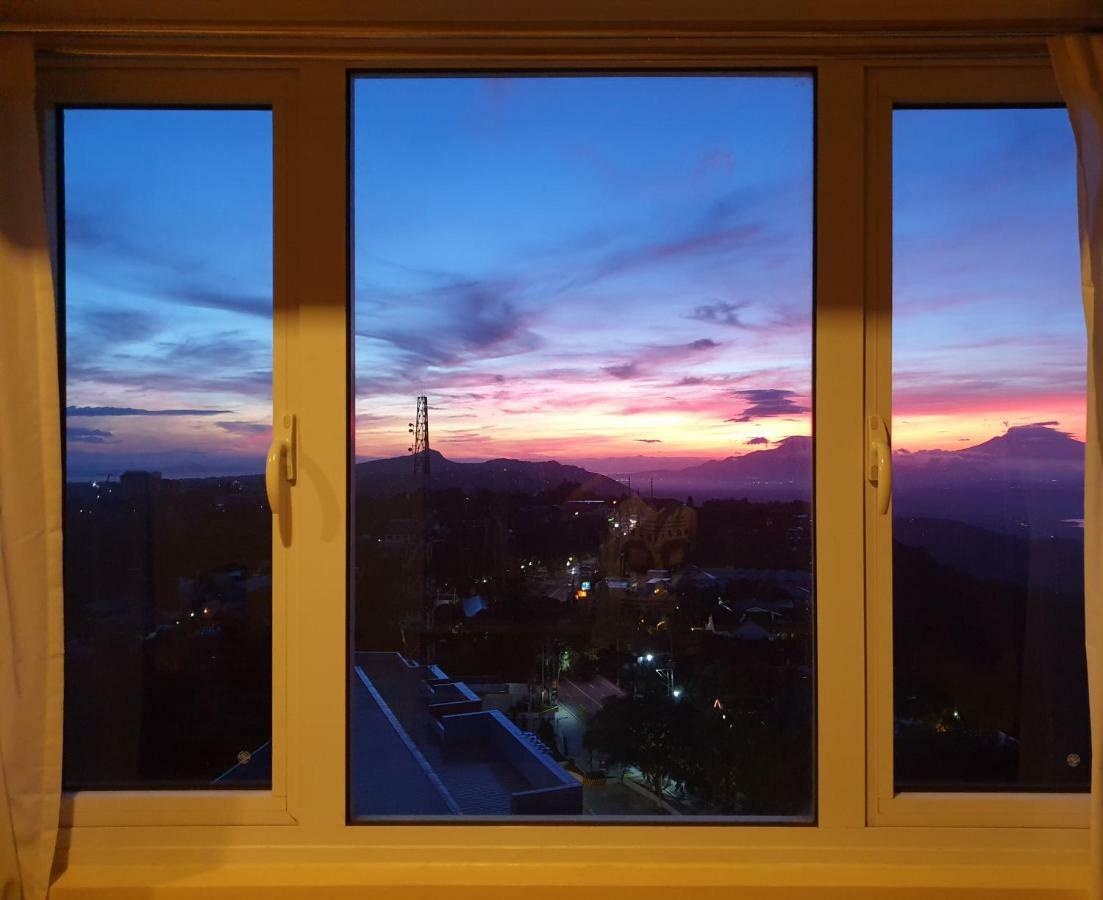 D'Nest Lake Parc Tagaytay 따가이따이 외부 사진